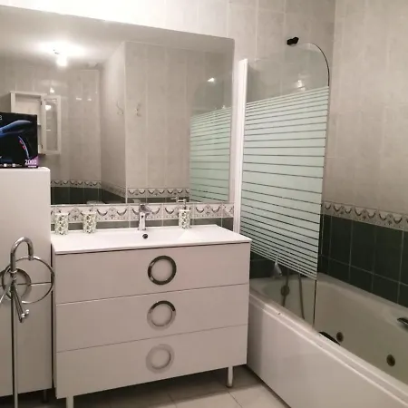 Holidays2benalmadena Torrequebrada Sea View Front With Pool Parking & Terraces Apartment *